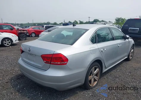 2012 Volkswagen Passat 2.5L Se из США, поврежденный, VIN 1VWBP7A39CC099570